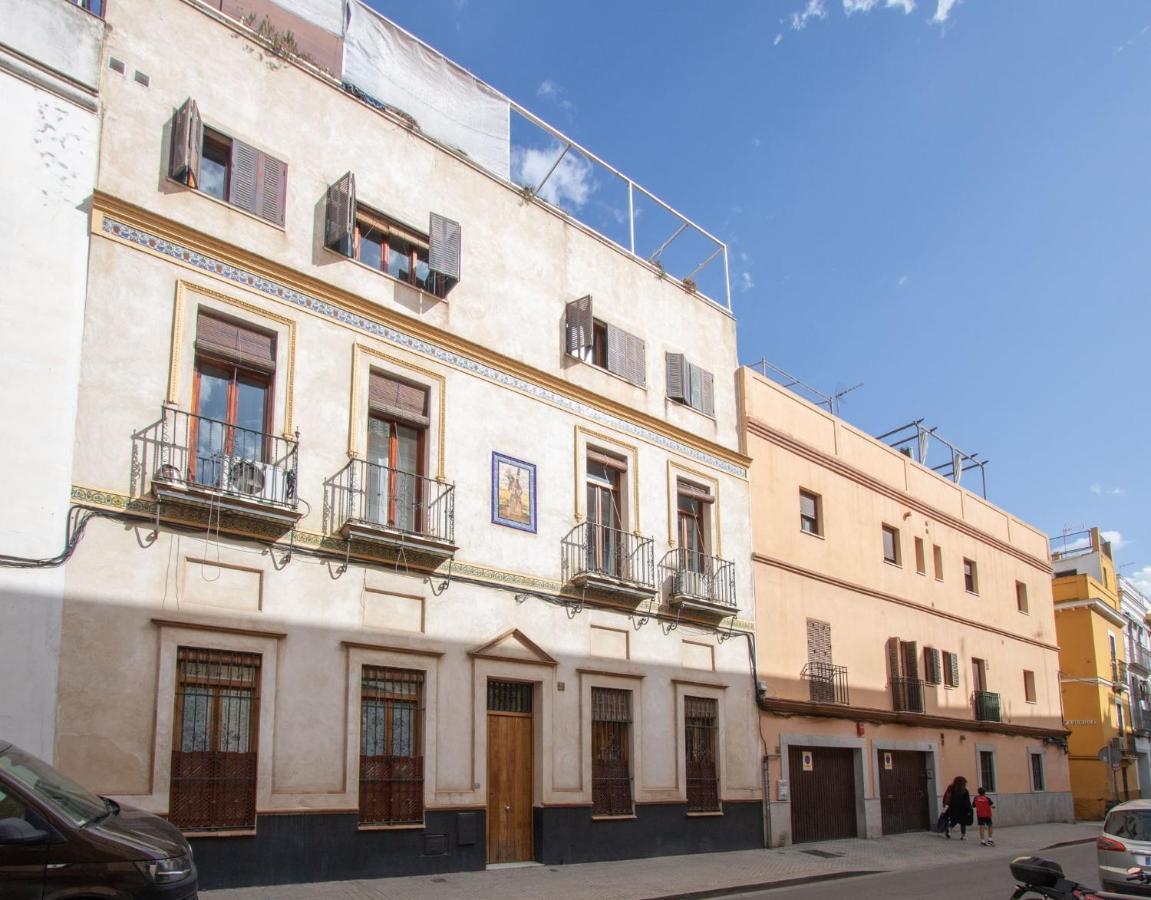 Goles Courtyard With Parking By Valcambre Lägenhet Sevilla Exteriör bild